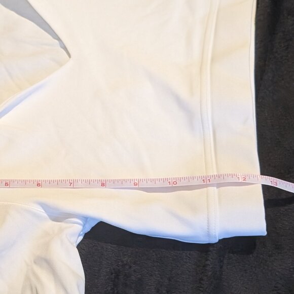 NWT Offline By Aerie Real Me White Long Sleeve Polo T-Shirt M - Picture 9 of 11